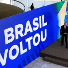 O Brasil voltou 20 anos em 2, admite o slogan do Palácio do Planalto