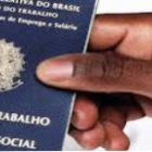 Trabalhadores negros ainda recebem salários menores